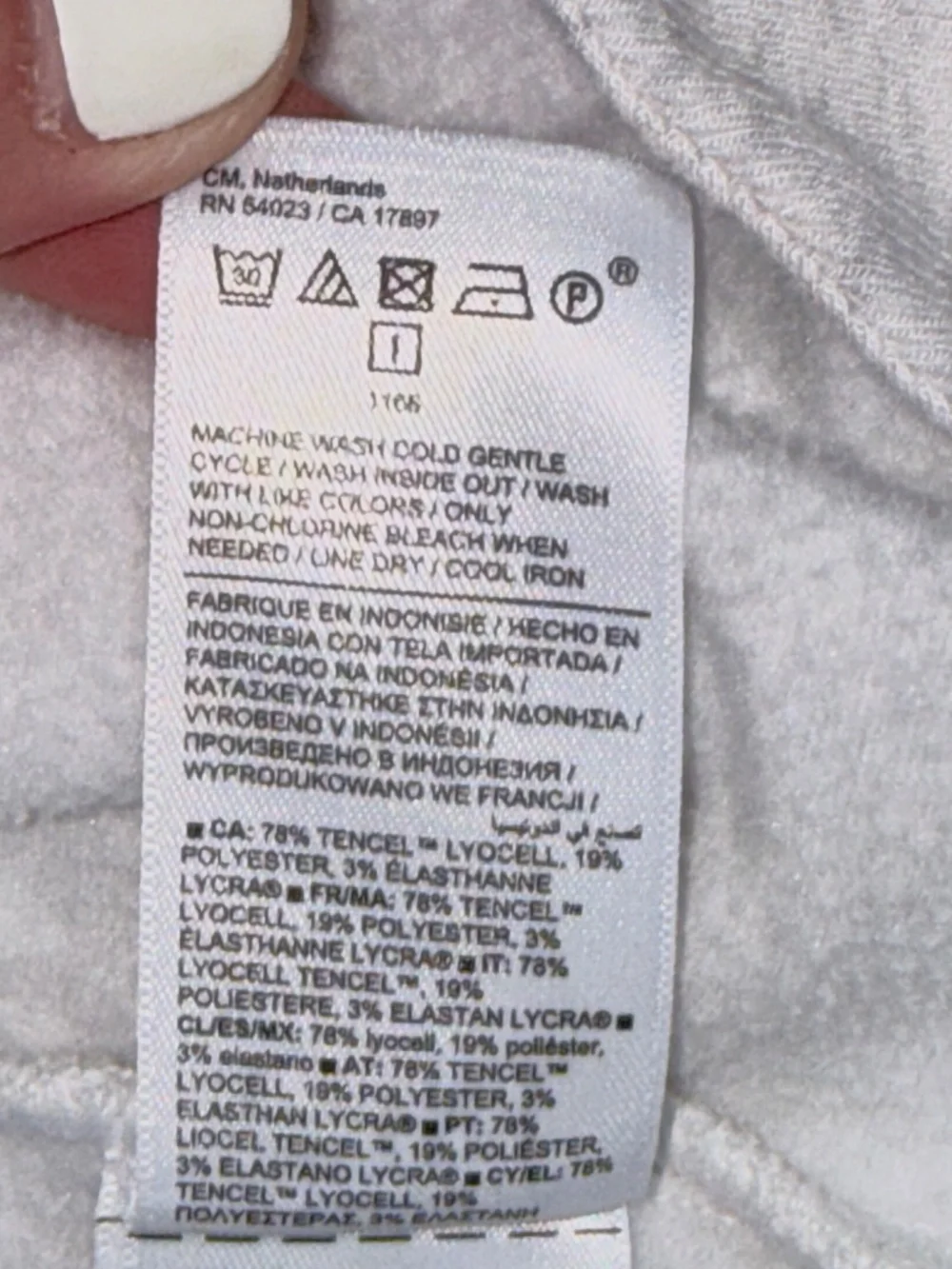 Athleta girl wrap